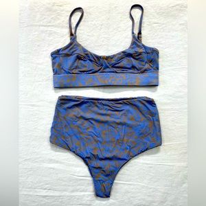 Acacia set Seychelles Bottom and Paisley Top in Nusa size Small